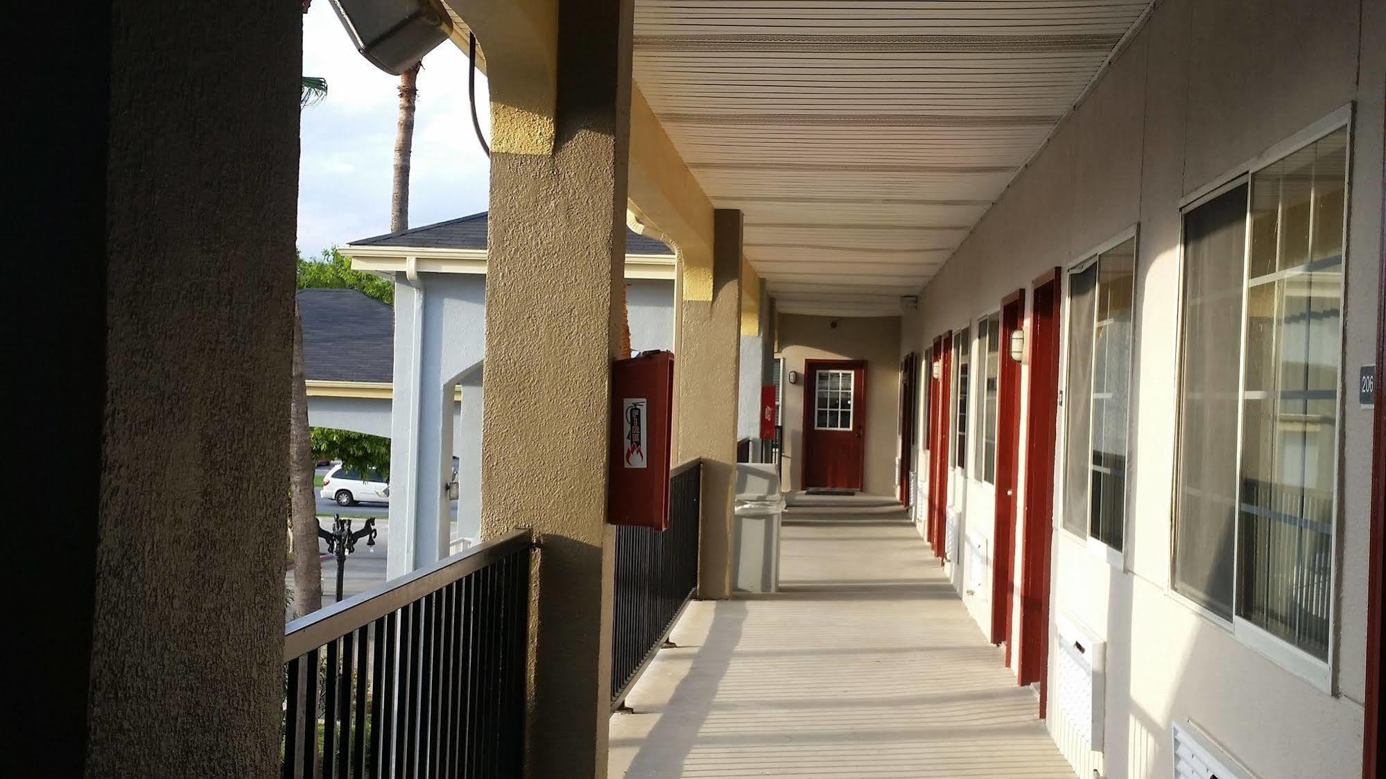 Texas Inn Downtown Mcallen Exterior foto